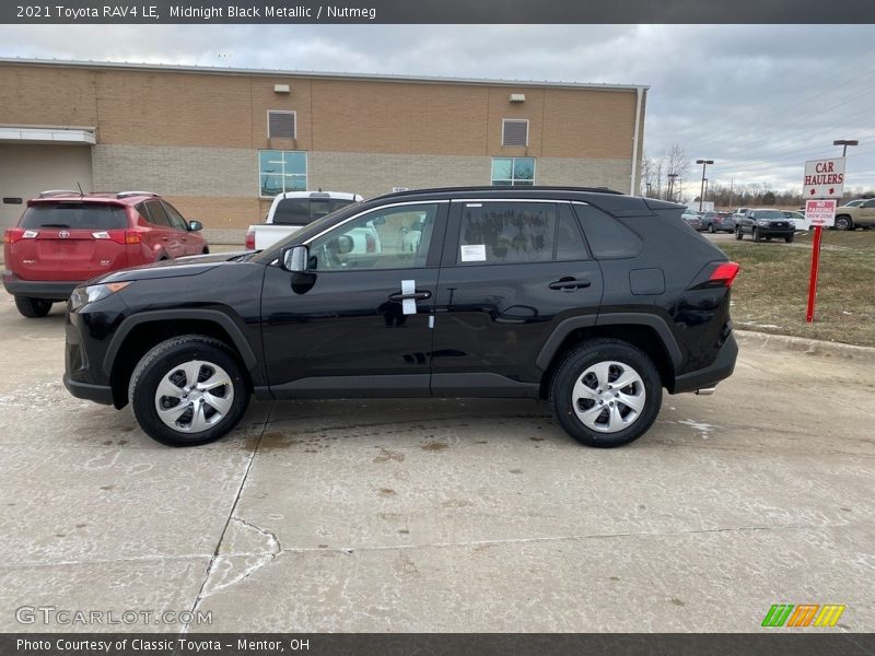 Midnight Black Metallic / Nutmeg 2021 Toyota RAV4 LE