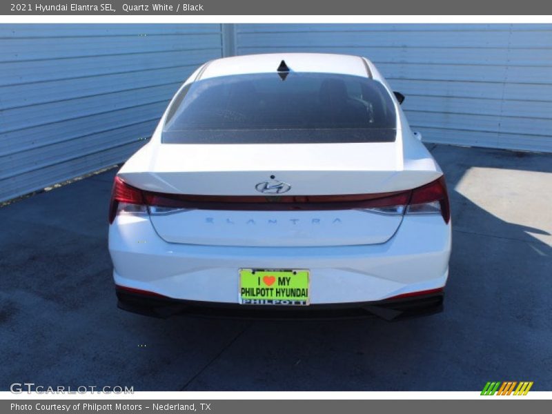 Quartz White / Black 2021 Hyundai Elantra SEL
