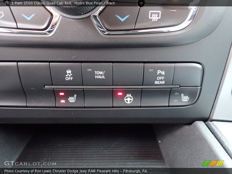 Hydro Blue Pearl / Black 2021 Ram 1500 Classic Quad Cab 4x4