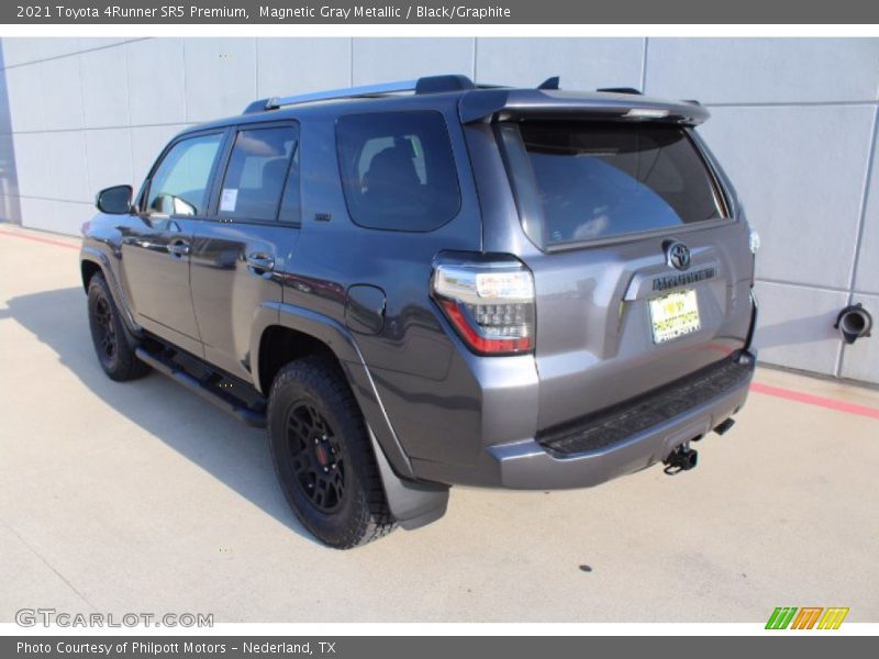 Magnetic Gray Metallic / Black/Graphite 2021 Toyota 4Runner SR5 Premium