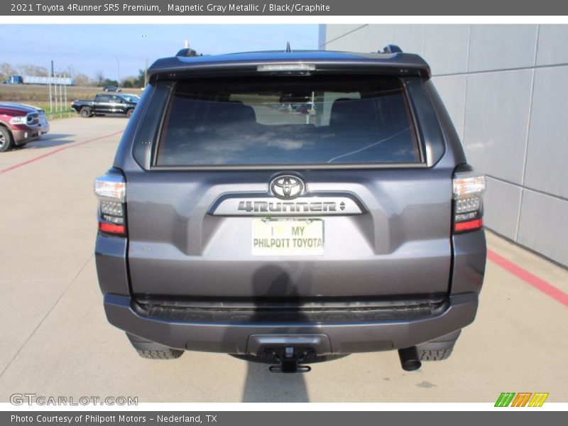 Magnetic Gray Metallic / Black/Graphite 2021 Toyota 4Runner SR5 Premium