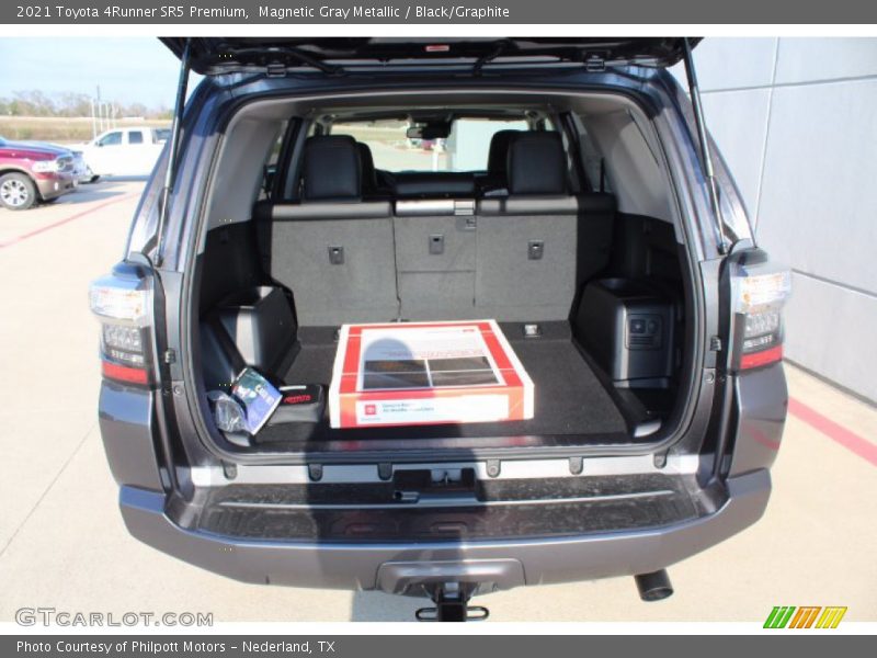 Magnetic Gray Metallic / Black/Graphite 2021 Toyota 4Runner SR5 Premium