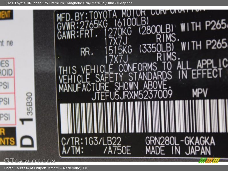 Magnetic Gray Metallic / Black/Graphite 2021 Toyota 4Runner SR5 Premium