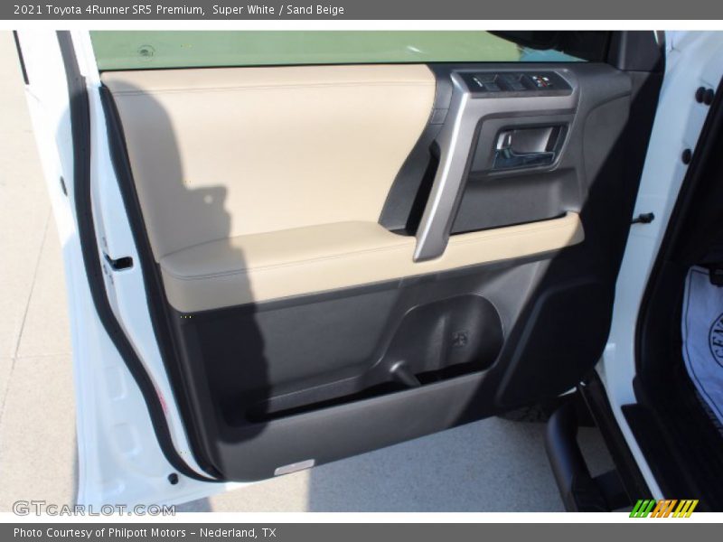 Super White / Sand Beige 2021 Toyota 4Runner SR5 Premium