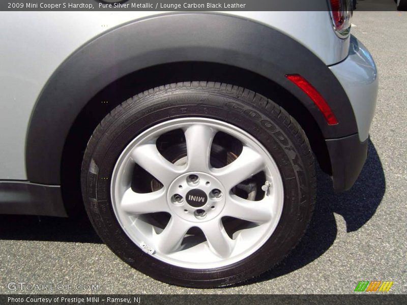 Pure Silver Metallic / Lounge Carbon Black Leather 2009 Mini Cooper S Hardtop