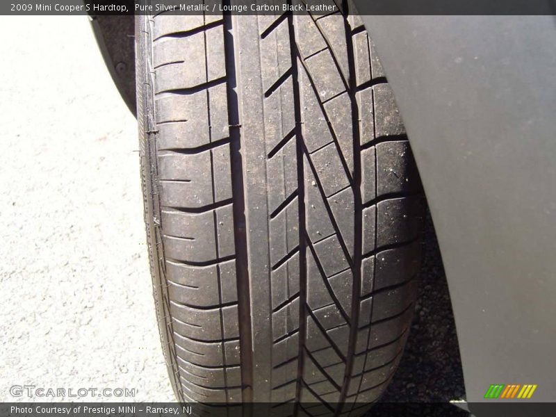 Pure Silver Metallic / Lounge Carbon Black Leather 2009 Mini Cooper S Hardtop