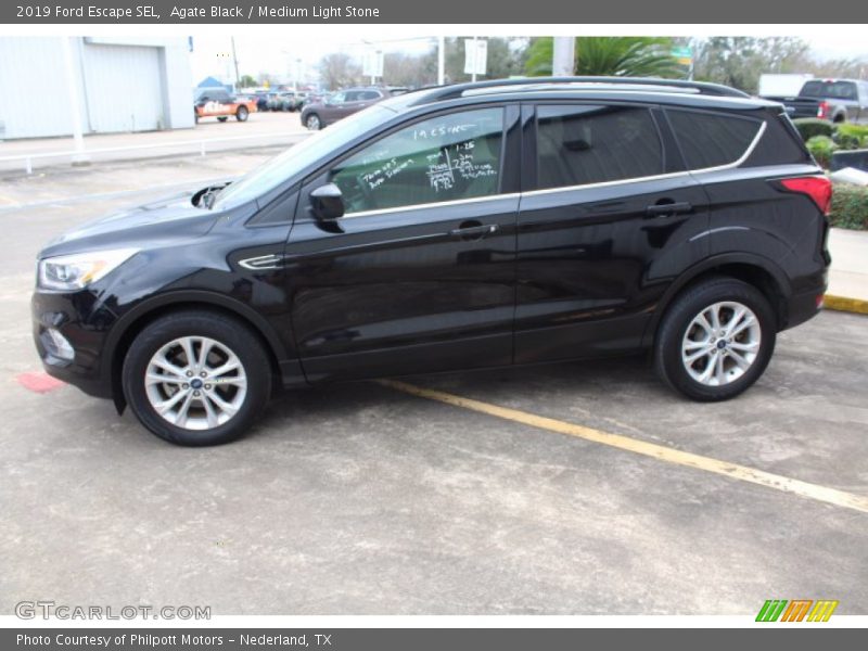 Agate Black / Medium Light Stone 2019 Ford Escape SEL