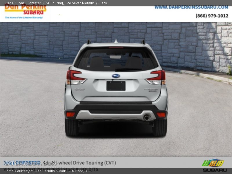 Ice Silver Metallic / Black 2021 Subaru Forester 2.5i Touring