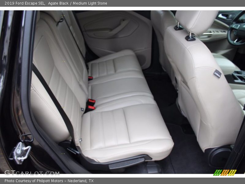 Agate Black / Medium Light Stone 2019 Ford Escape SEL
