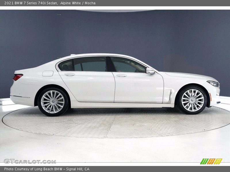 Alpine White / Mocha 2021 BMW 7 Series 740i Sedan