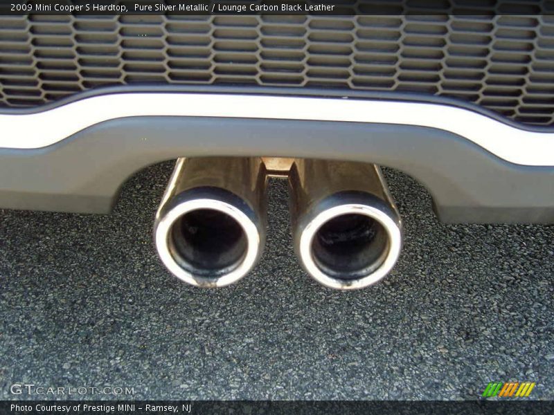 Pure Silver Metallic / Lounge Carbon Black Leather 2009 Mini Cooper S Hardtop