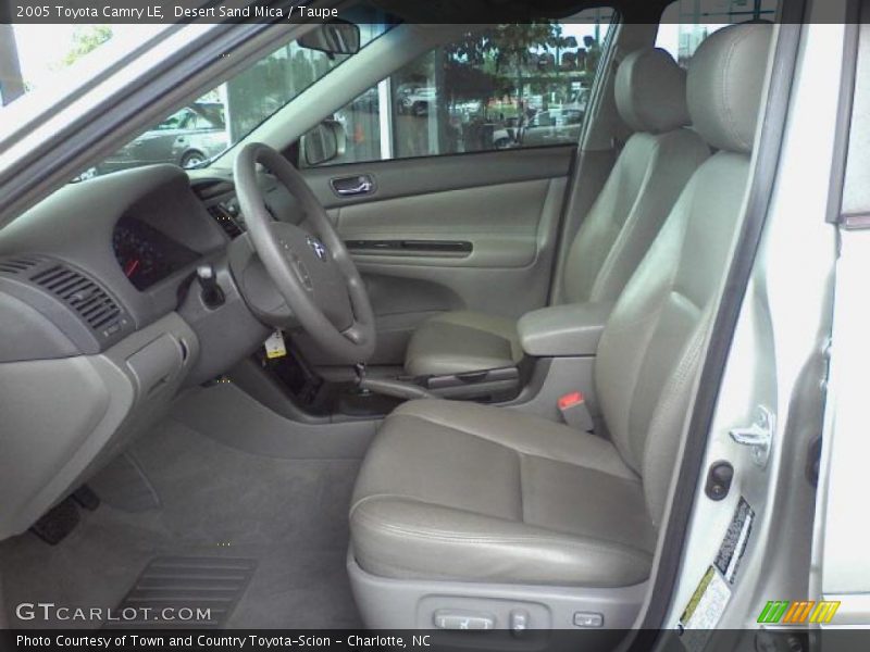 Desert Sand Mica / Taupe 2005 Toyota Camry LE