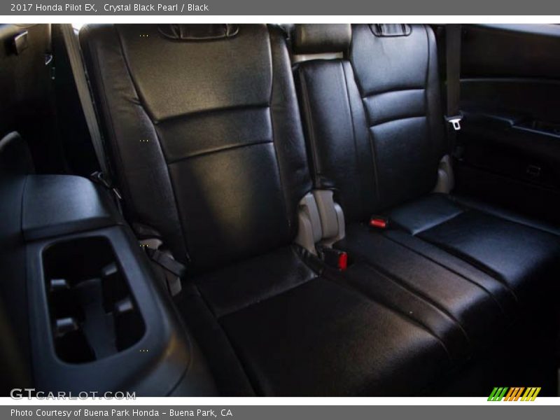 Crystal Black Pearl / Black 2017 Honda Pilot EX