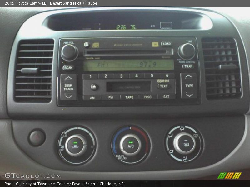 Desert Sand Mica / Taupe 2005 Toyota Camry LE