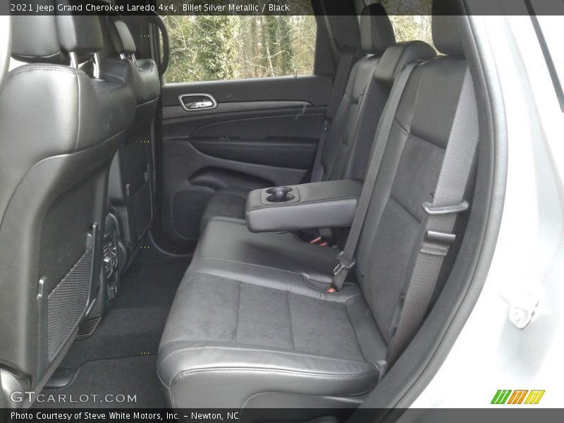 Billet Silver Metallic / Black 2021 Jeep Grand Cherokee Laredo 4x4