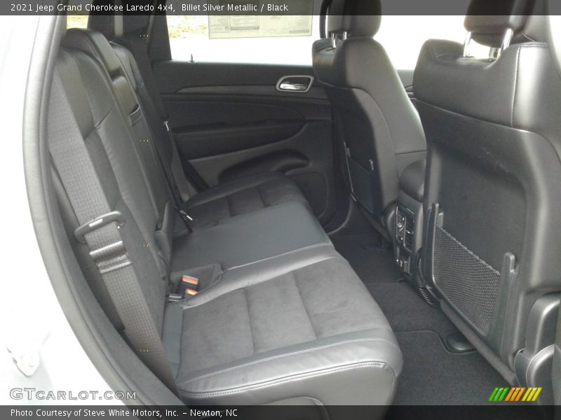 Billet Silver Metallic / Black 2021 Jeep Grand Cherokee Laredo 4x4