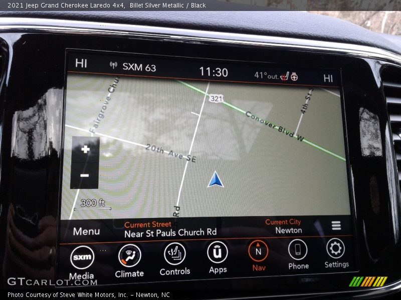Navigation of 2021 Grand Cherokee Laredo 4x4
