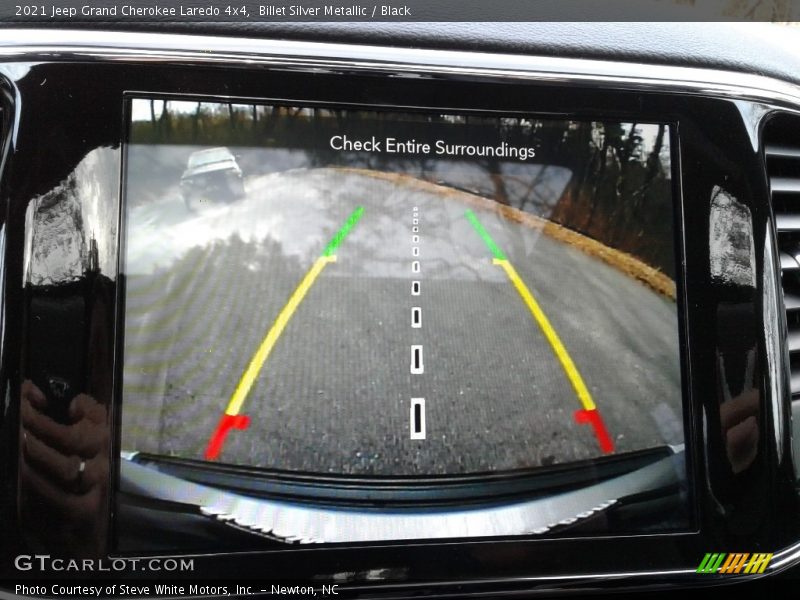 Billet Silver Metallic / Black 2021 Jeep Grand Cherokee Laredo 4x4