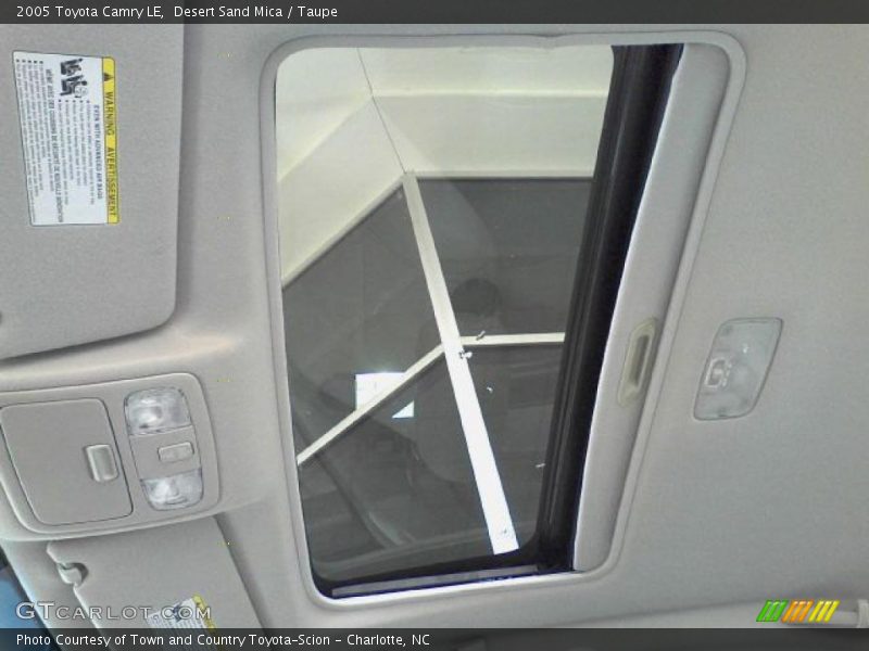 Desert Sand Mica / Taupe 2005 Toyota Camry LE
