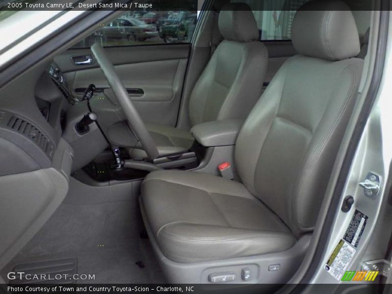 Desert Sand Mica / Taupe 2005 Toyota Camry LE