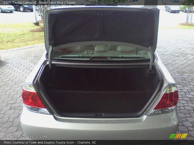 Desert Sand Mica / Taupe 2005 Toyota Camry LE