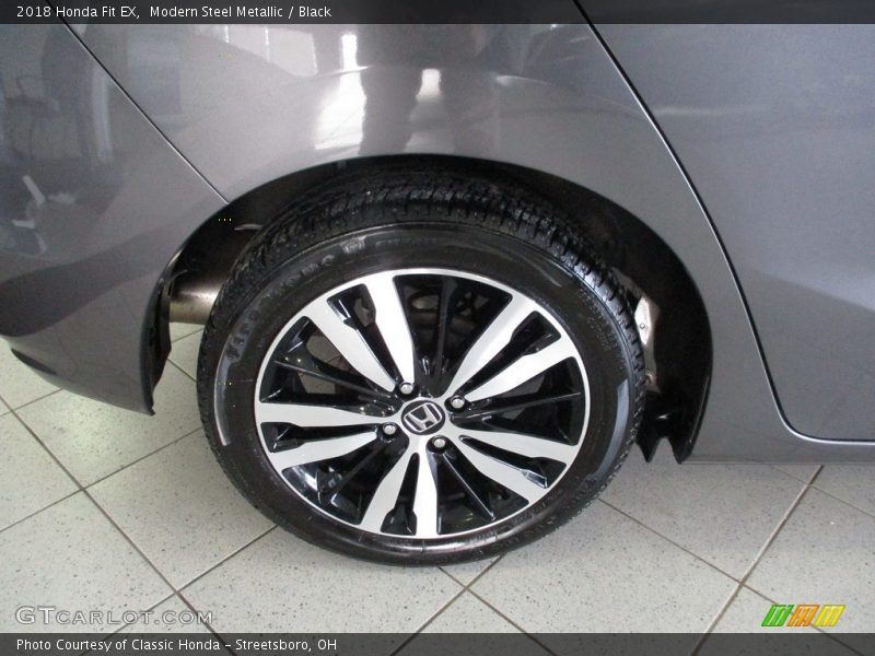 Modern Steel Metallic / Black 2018 Honda Fit EX