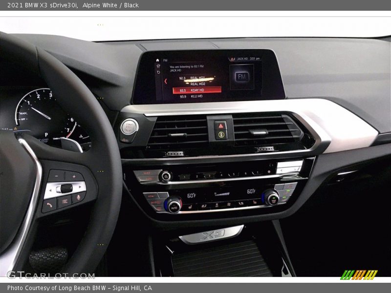 Alpine White / Black 2021 BMW X3 sDrive30i
