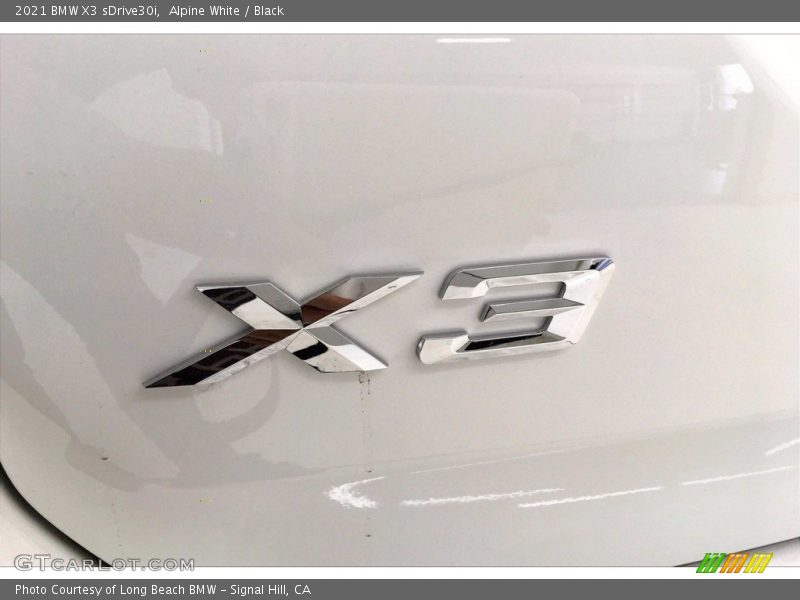 Alpine White / Black 2021 BMW X3 sDrive30i