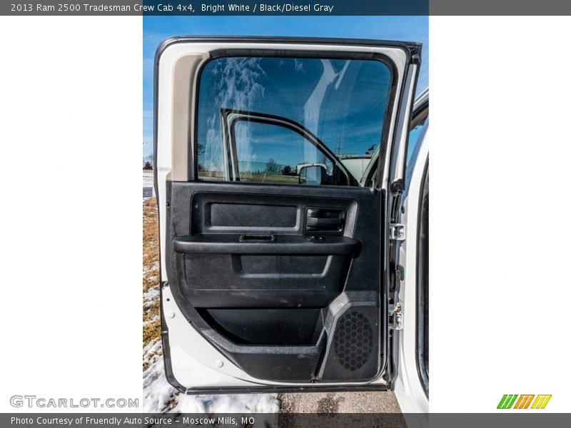 Bright White / Black/Diesel Gray 2013 Ram 2500 Tradesman Crew Cab 4x4