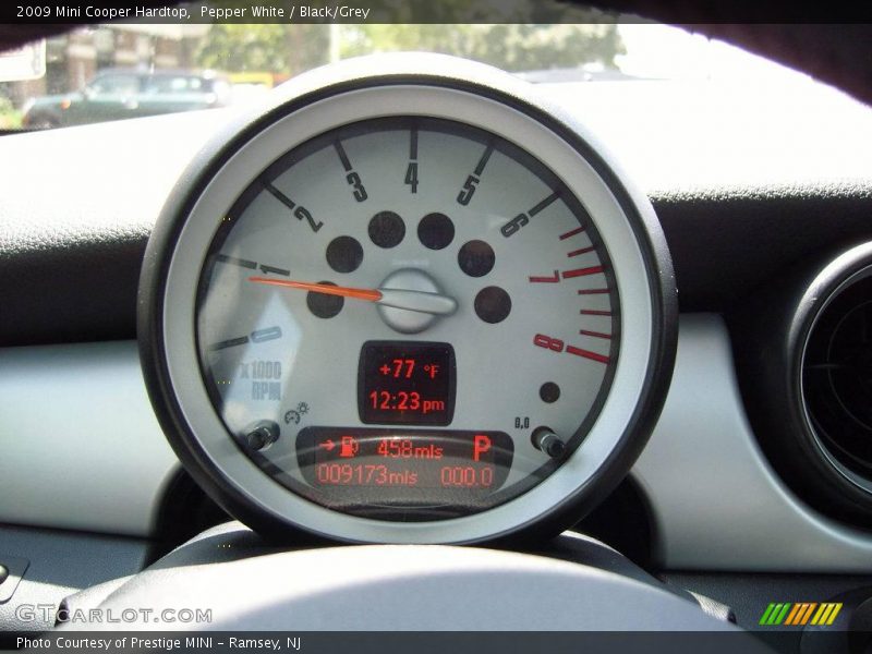 Pepper White / Black/Grey 2009 Mini Cooper Hardtop