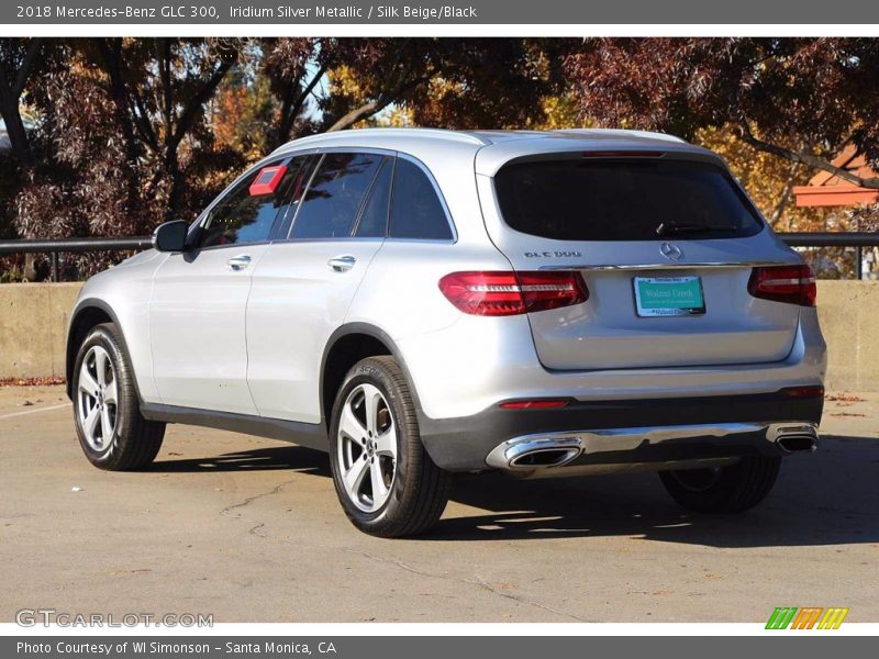 Iridium Silver Metallic / Silk Beige/Black 2018 Mercedes-Benz GLC 300