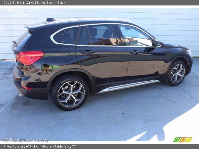 Jet Black / Black 2019 BMW X1 sDrive28i