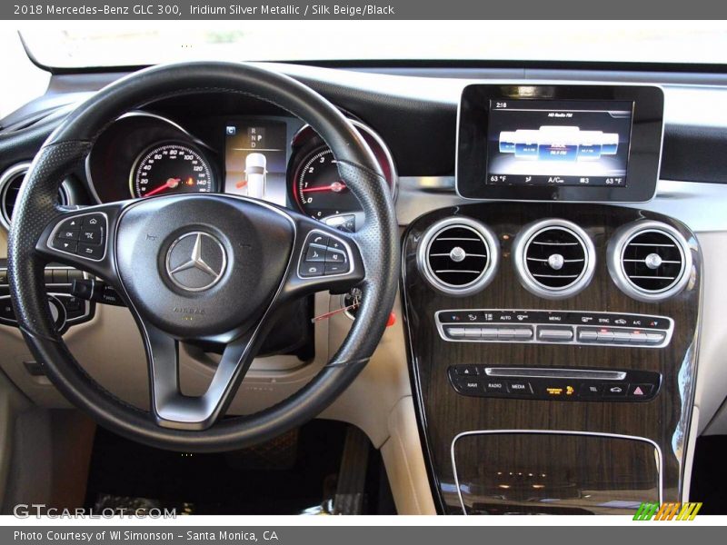 Iridium Silver Metallic / Silk Beige/Black 2018 Mercedes-Benz GLC 300
