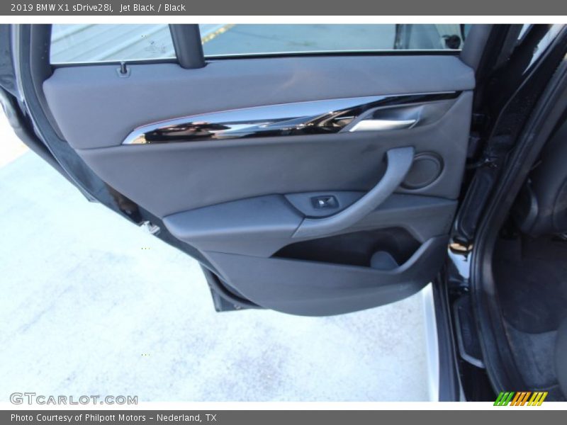 Jet Black / Black 2019 BMW X1 sDrive28i