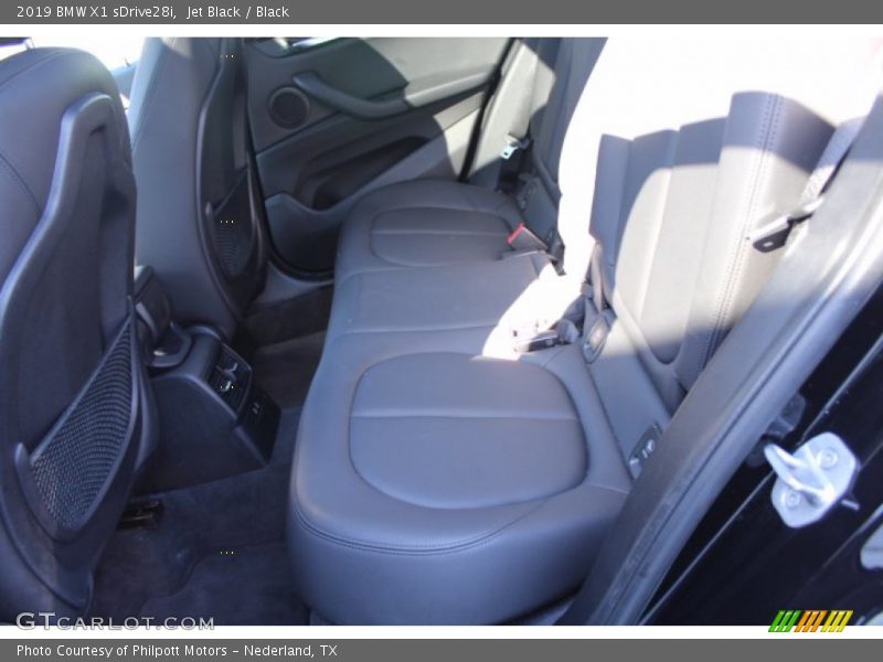 Jet Black / Black 2019 BMW X1 sDrive28i