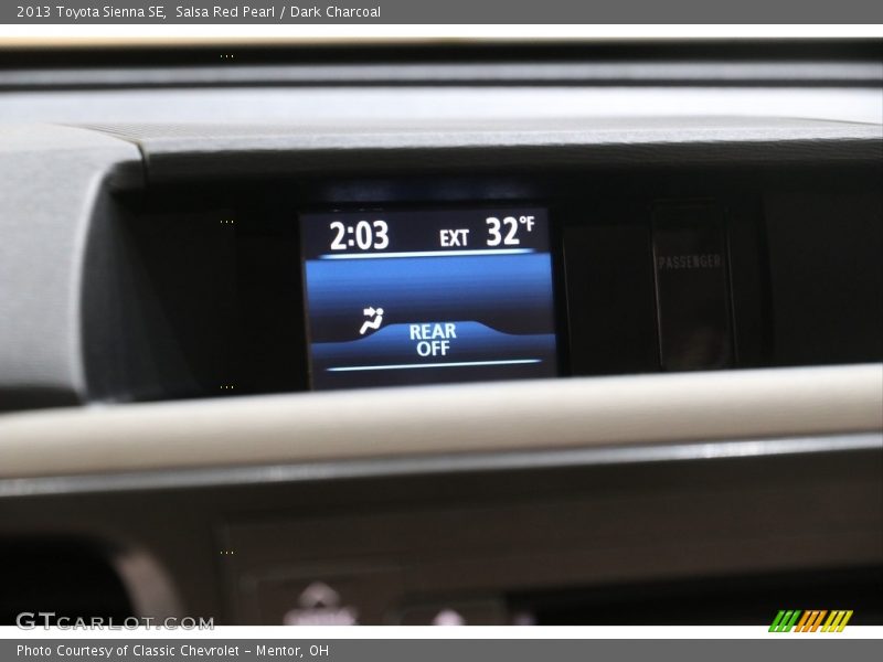 Salsa Red Pearl / Dark Charcoal 2013 Toyota Sienna SE
