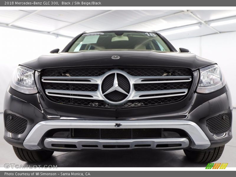 Black / Silk Beige/Black 2018 Mercedes-Benz GLC 300