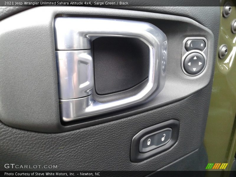Controls of 2021 Wrangler Unlimited Sahara Altitude 4x4