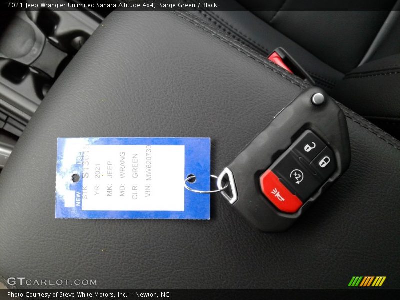 Keys of 2021 Wrangler Unlimited Sahara Altitude 4x4