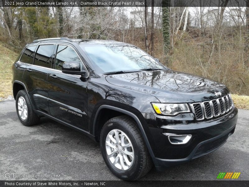 Diamond Black Crystal Pearl / Black 2021 Jeep Grand Cherokee Laredo 4x4