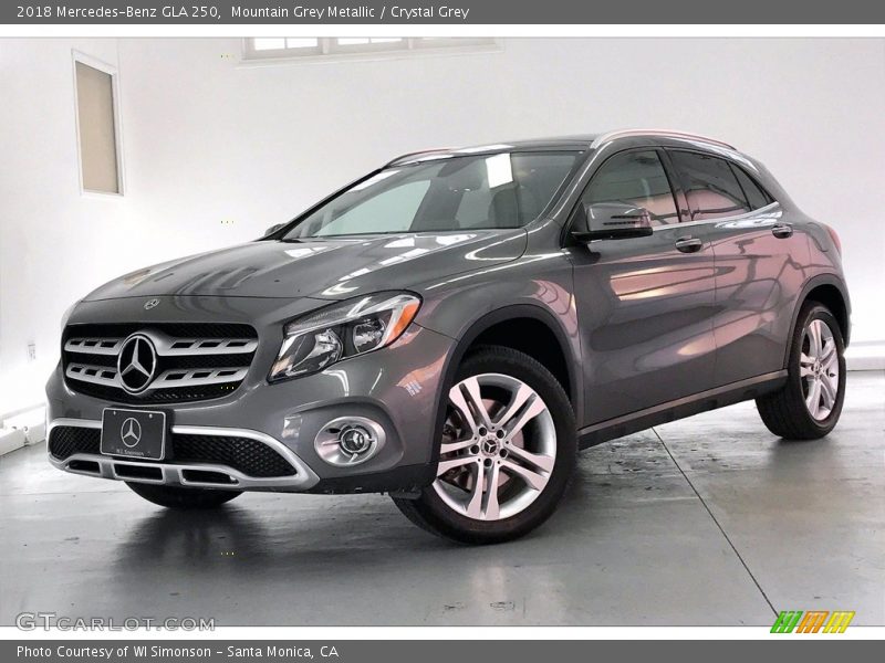 Mountain Grey Metallic / Crystal Grey 2018 Mercedes-Benz GLA 250