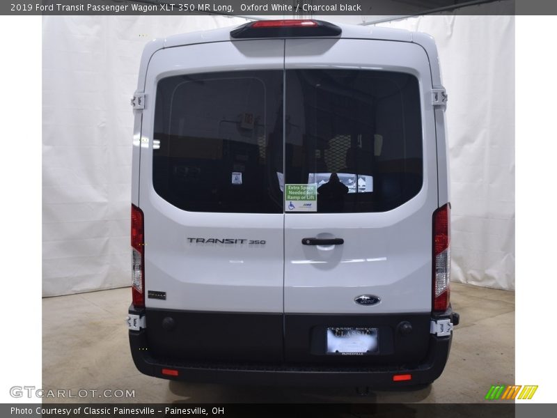 Oxford White / Charcoal black 2019 Ford Transit Passenger Wagon XLT 350 MR Long