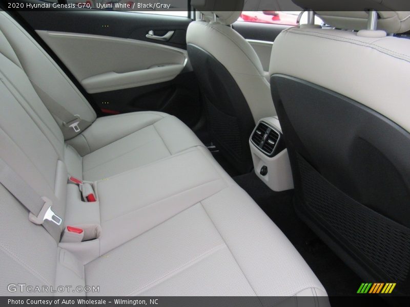 Uyuni White / Black/Gray 2020 Hyundai Genesis G70