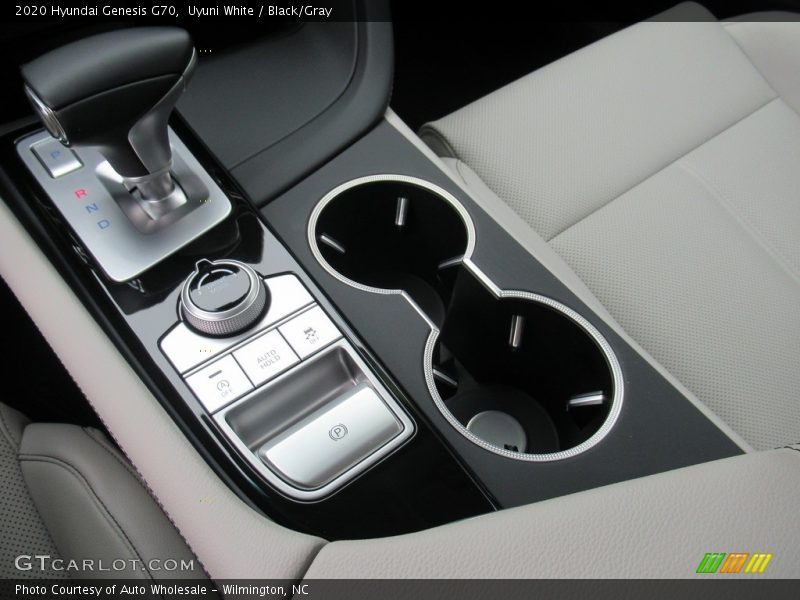 Uyuni White / Black/Gray 2020 Hyundai Genesis G70