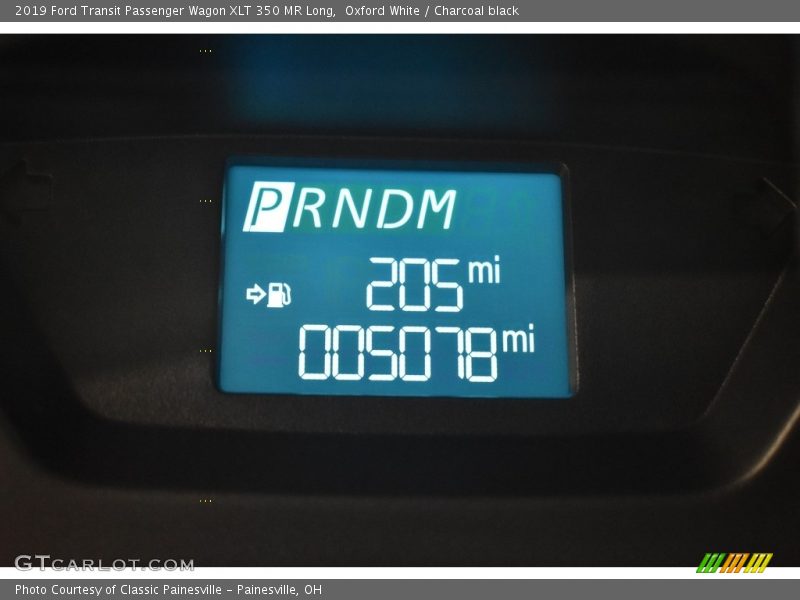 Oxford White / Charcoal black 2019 Ford Transit Passenger Wagon XLT 350 MR Long