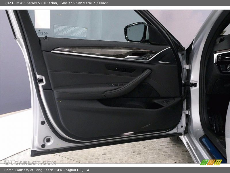 Glacier Silver Metallic / Black 2021 BMW 5 Series 530i Sedan