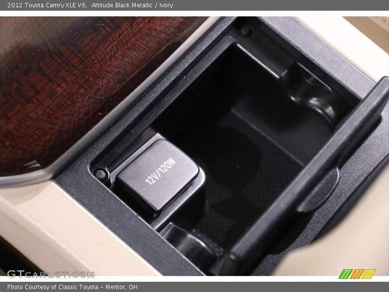 Attitude Black Metallic / Ivory 2012 Toyota Camry XLE V6