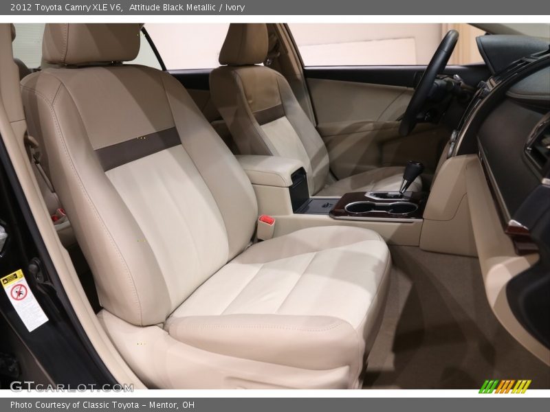 Attitude Black Metallic / Ivory 2012 Toyota Camry XLE V6