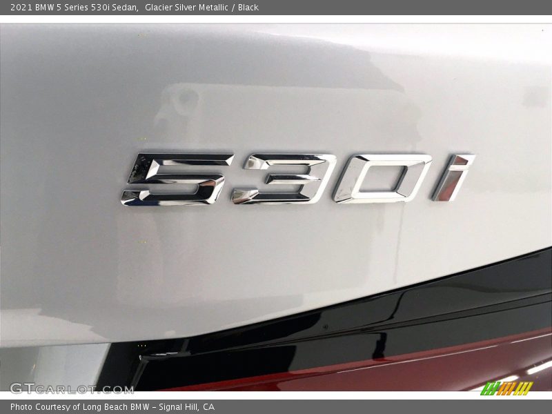 Glacier Silver Metallic / Black 2021 BMW 5 Series 530i Sedan