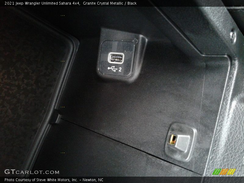 Granite Crystal Metallic / Black 2021 Jeep Wrangler Unlimited Sahara 4x4